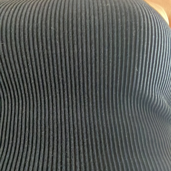 Aritzia simple structured tank - Picture 3 of 4